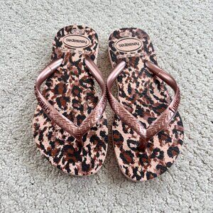 Havianas leopard Flip Flops